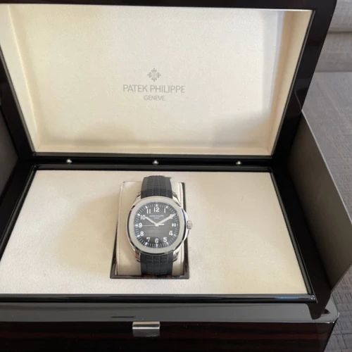 Patek Philippe Aquanaut 5167A-001 For Sale (1)
