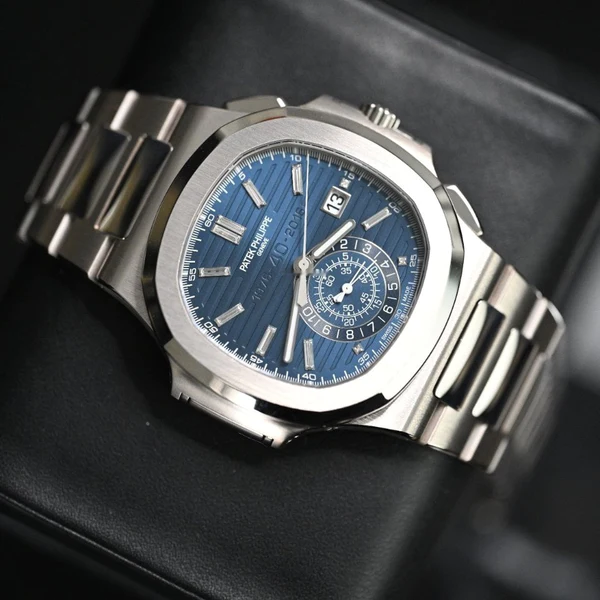 Nautilus 5976/1G Chronograph 40th Anni