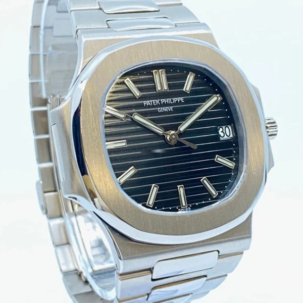 Patek Philippe Nautilus For Sale in With Gold extremely rare unworn full set (2)