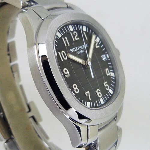 Patek Philippe Aquanaut 51671A-001 OH (1)