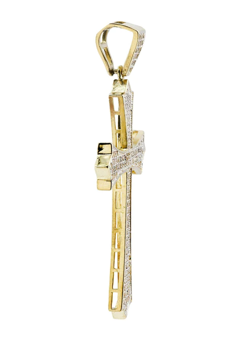 10K-Gold-Cross-Pendant_4.webp