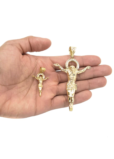 10K-Gold-Crucifix-Pendant_3-3.webp