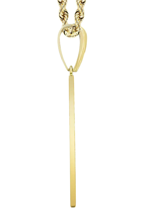 10K-Yellow-Gold-Ace-of-Spades-Diamond-Necklace-4.webp