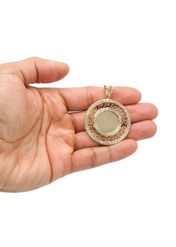 10K-Yellow-Gold-CZ-Picture-Pendant-Necklace-5-7.webp