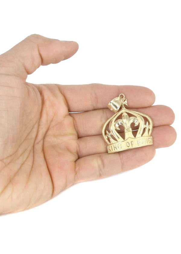 10K-Yellow-Gold-Crown-Necklace-5.webp