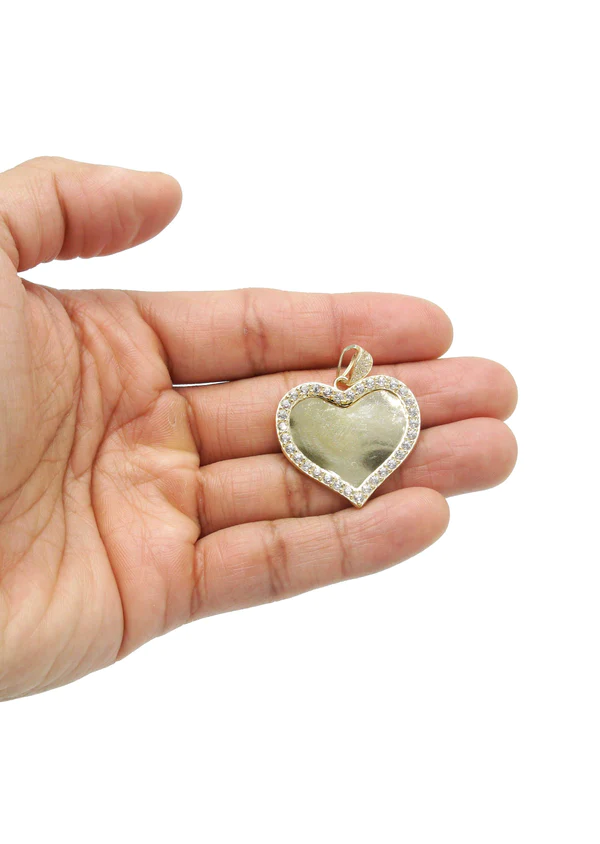 10K-Yellow-Gold-Cz-Heart-Pendant-Necklace-5.webp