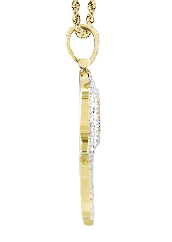 10K-Yellow-Gold-Hamsa-Diamond-Necklace-4.webp