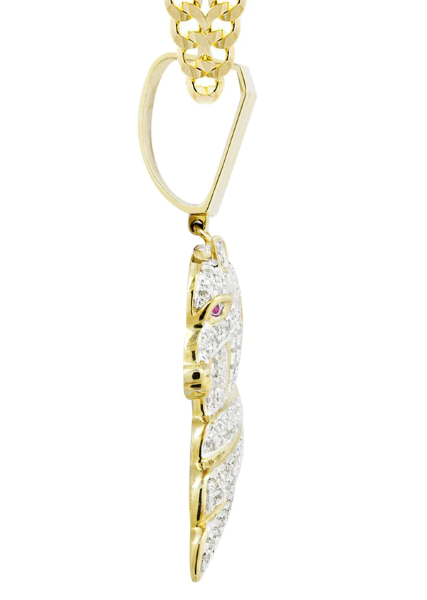 10K-Yellow-Gold-Horse-Diamond-Necklace-4.webp