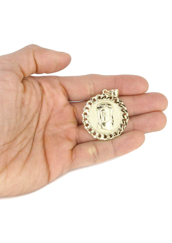10K-Yellow-Gold-Jesus-Piece-Necklace-5-3.webp