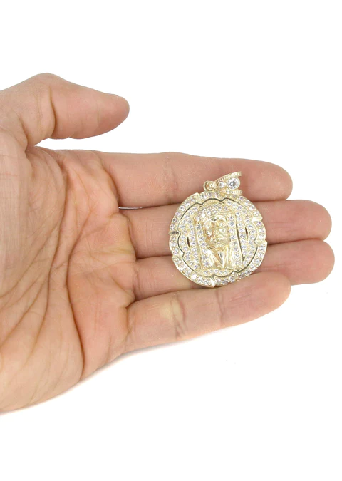 10K-Yellow-Gold-Jesus-Piece-Necklace_5-11.webp
