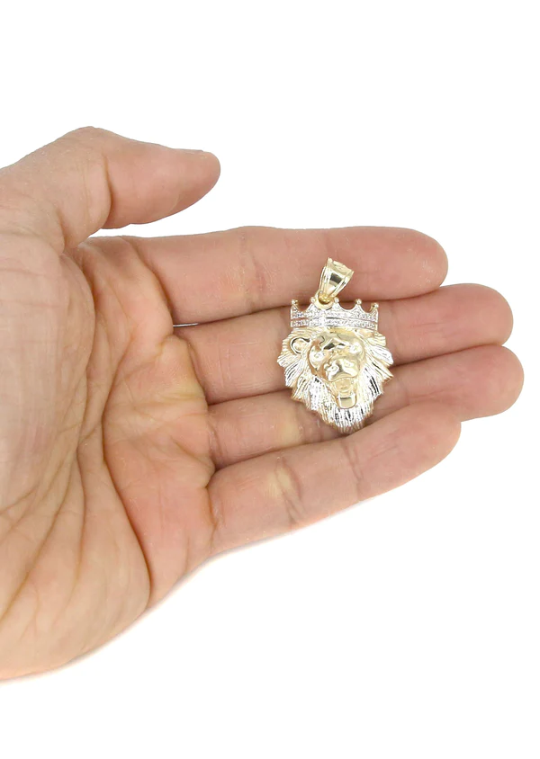 10K-Yellow-Gold-Lion-Head-Necklace-5-2.webp