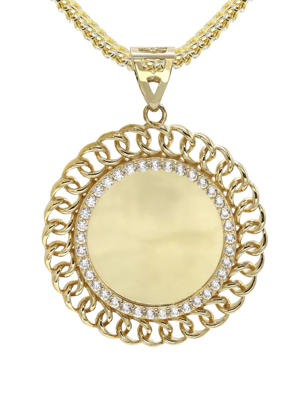 10K-Yellow-Gold-Round-Curb-Picture-Necklace-2.webp