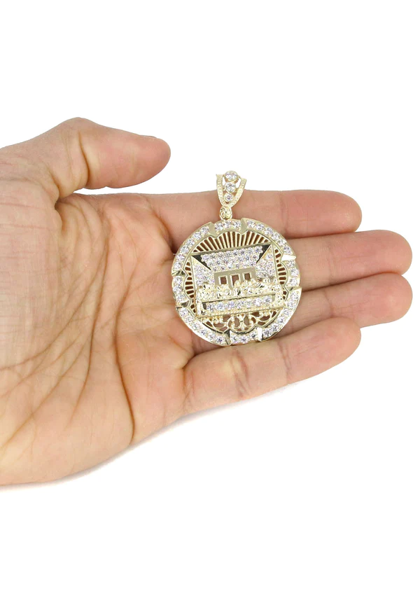 10K-Yellow-Gold-Round-Cz-Last-Supper-Necklace-5.webp