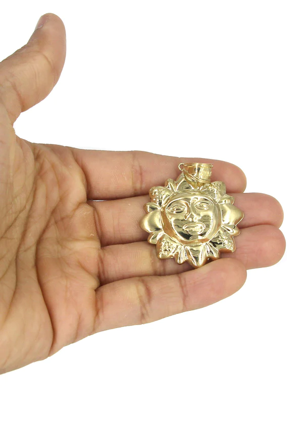10K-Yellow-Gold-Sun-Necklace-5.webp