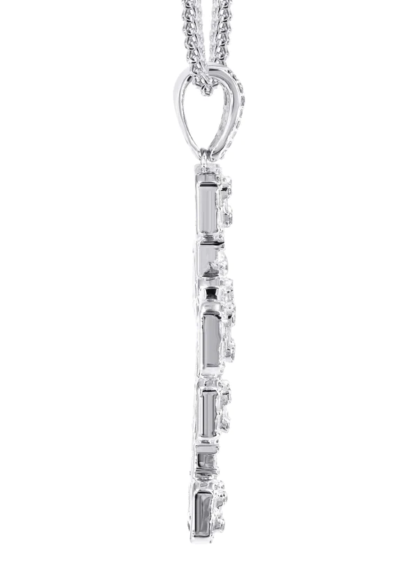 14K-White-Gold-Diamond-Cross-Necklace-4-12.webp
