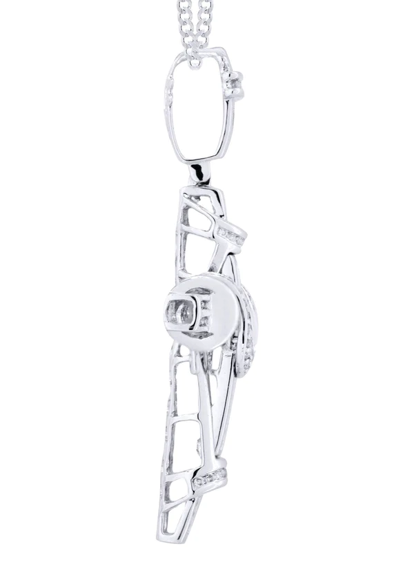 14K-White-Gold-Diamond-Cross-Necklace-4-3.webp