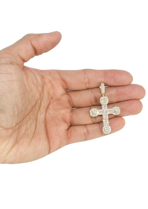 14K-Yellow-Gold-Diamond-Cross-Necklace-5-19.webp