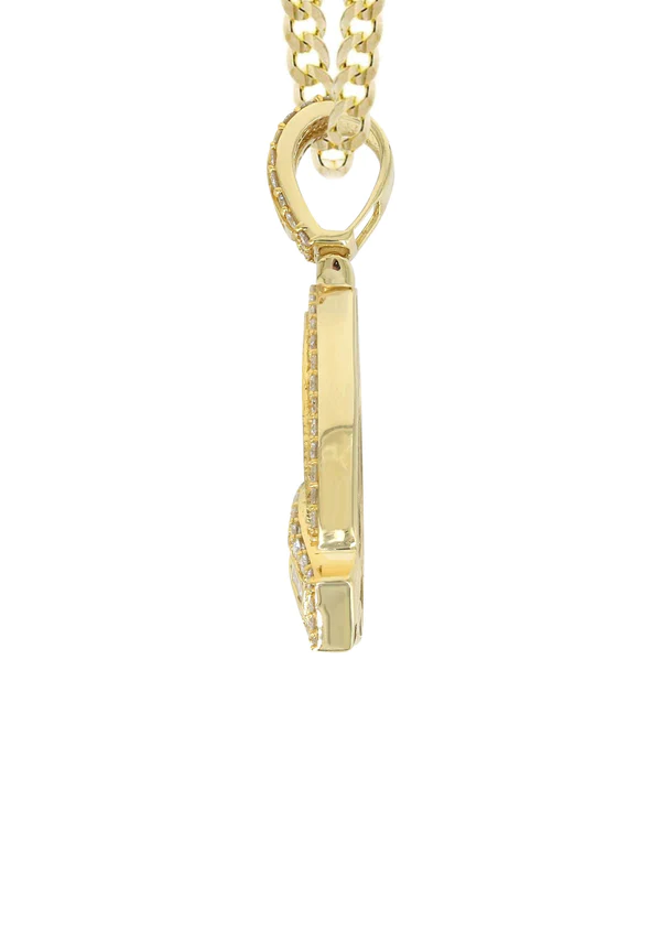 14K-Yellow-Gold-Letter-Q-Baguette-Diamond-Necklace-4.webp