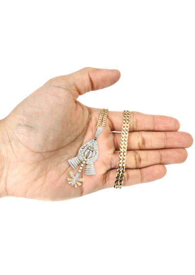 14K-Yellow-Gold-Praying-Hands-Diamond-Necklace-5.webp