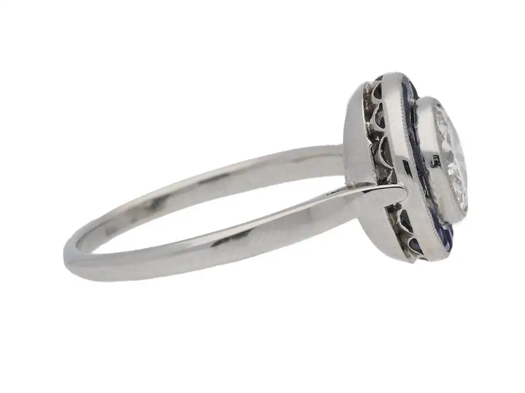 1915-english-sapphire-Diamond-platinum-target-ring-6.webp