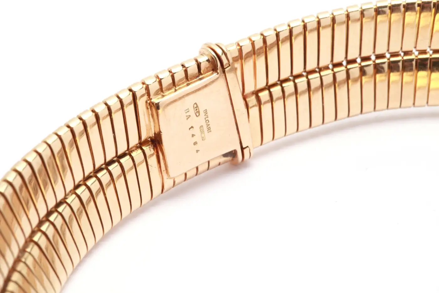 1970s-Bulgari-Gold-Tubogas-Necklace-3.webp