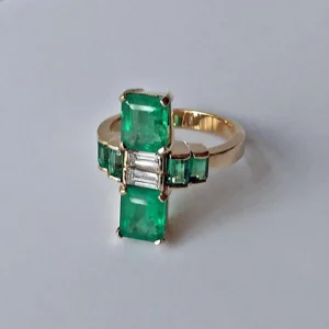 4.24 Carat Fine Colombian Emerald Diamond Art Deco Style Ring 18K