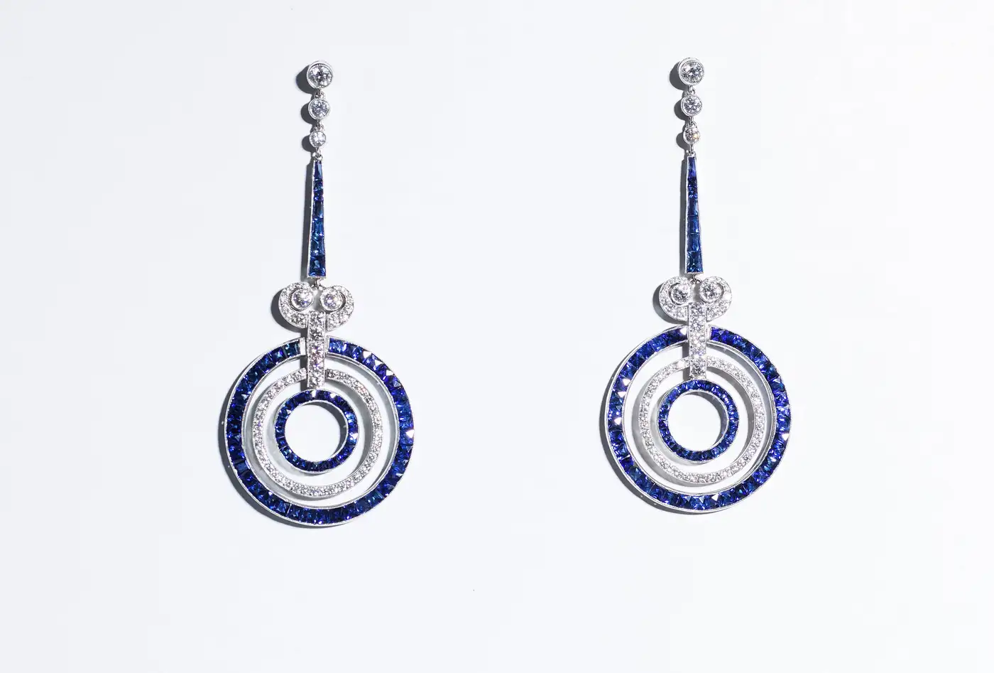 Art-Deco-Style-Sapphire-Diamond-Platinum-Earrings-5.webp