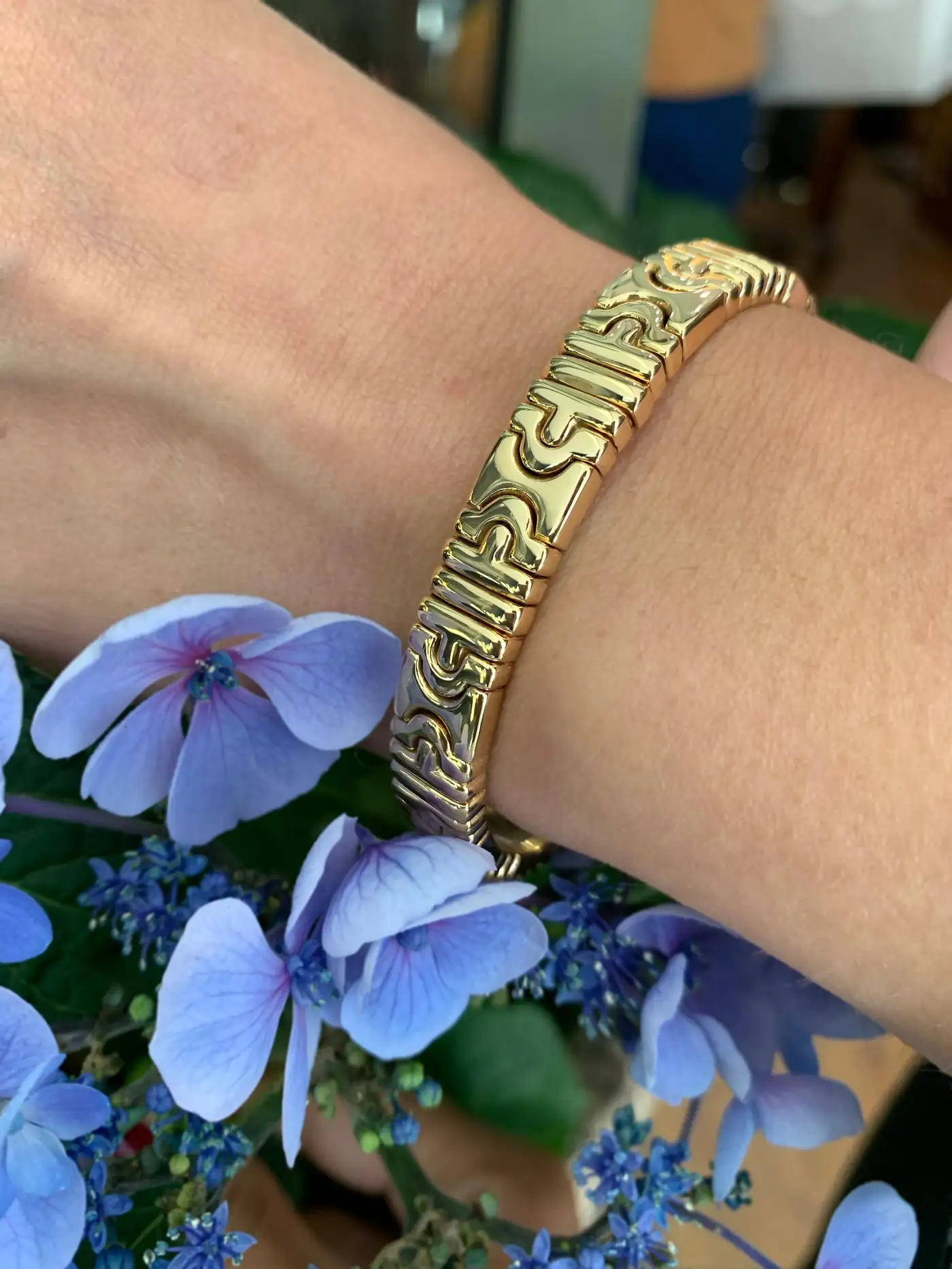 Bulgari-Parentesi-18-Carat-Yellow-Gold-Cuff-Bangle-Bracelet-4.webp