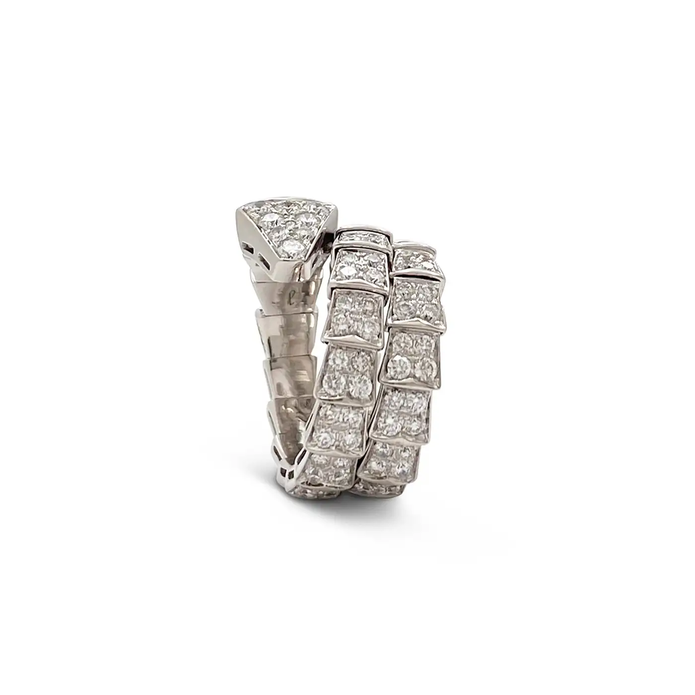 Bvlgari-Serpenti-Viper-White-Gold-Diamond-Ring-6.webp
