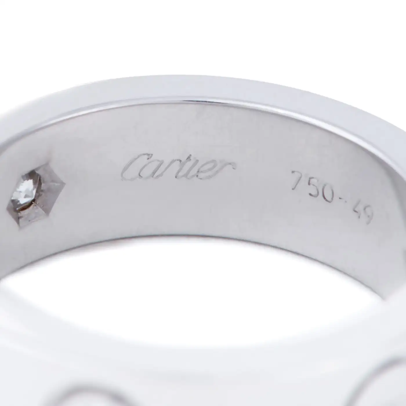 Cartier-Love-White-Gold-Diamond-Ring-2.webp