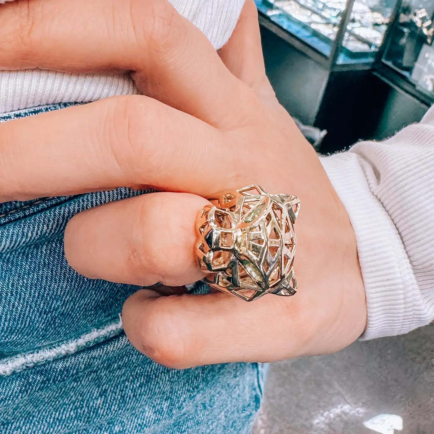Cartier-Panthere-18-Karat-Yellow-Gold-Skeleton-Ring-2.webp