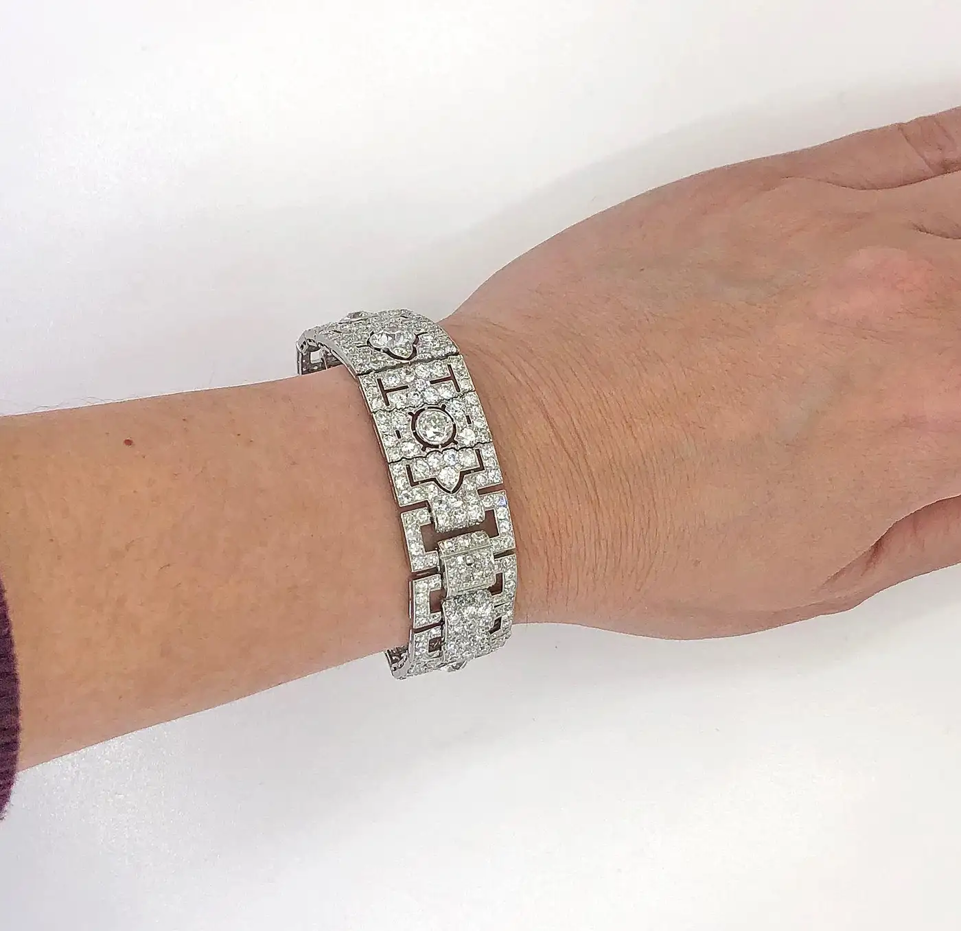 Cartier-Paris-Art-Deco-Diamond-Platinum-Strap-Bracelet-5.webp