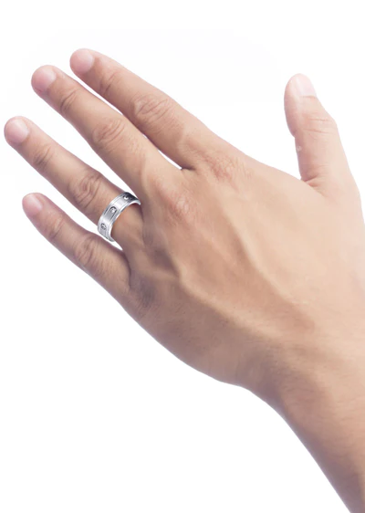 Classic-Diamond-Mens-Wedding-Band32.webp