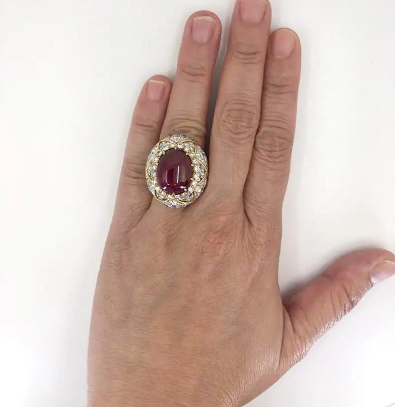 David-Webb-Vintage-Diamond-Ruby-Bombe-Cocktail-Ring-5.webp