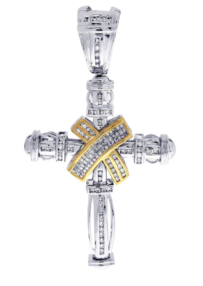 Diamond-Cross-Pendant29-1.webp