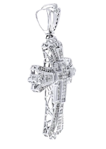 Diamond-Cross-Pendant38-3.webp