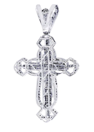 Diamond-Cross-Pendant79-1.webp