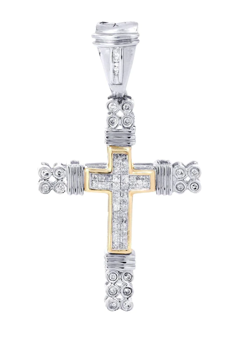 Diamond-Cross-Pendant_1-14.webp