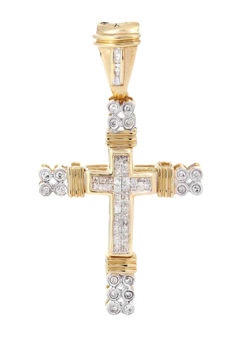 Diamond-Cross-Pendant_1-15.webp