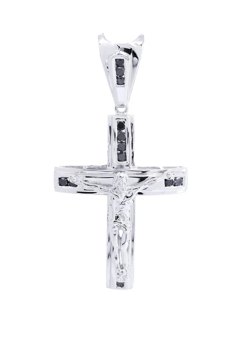 Diamond-Cross-Pendant_1-6.webp