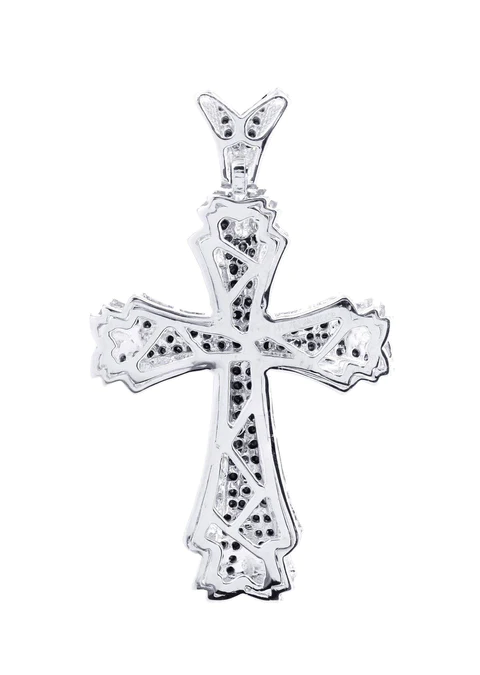 Diamond-Cross-Pendant_3-15.webp