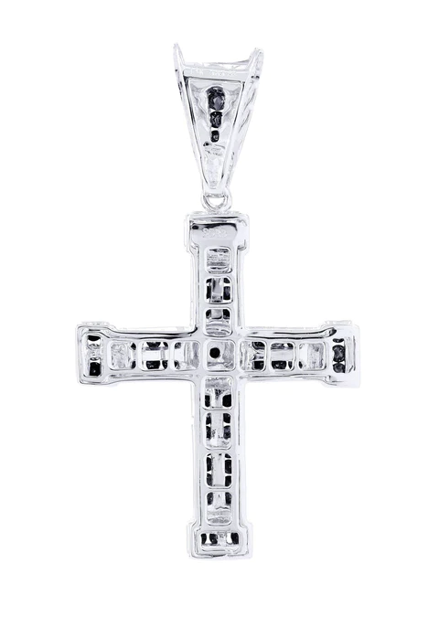 Diamond-Cross-Pendant_7.webp