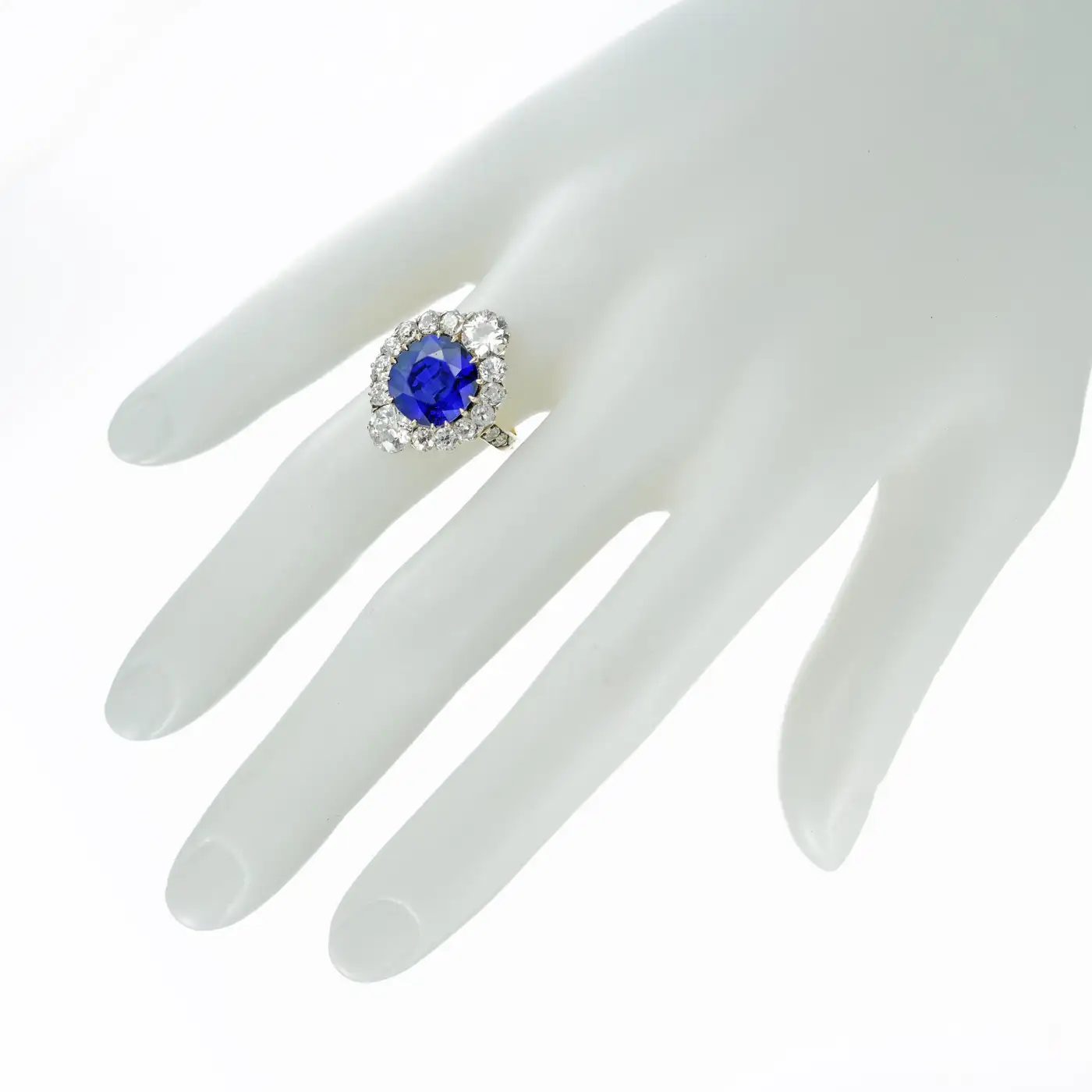 Edwardian-4.84-Carat-Fine-Burmese-Sapphire-Diamond-Gold-Cluster-Ring-3.webp