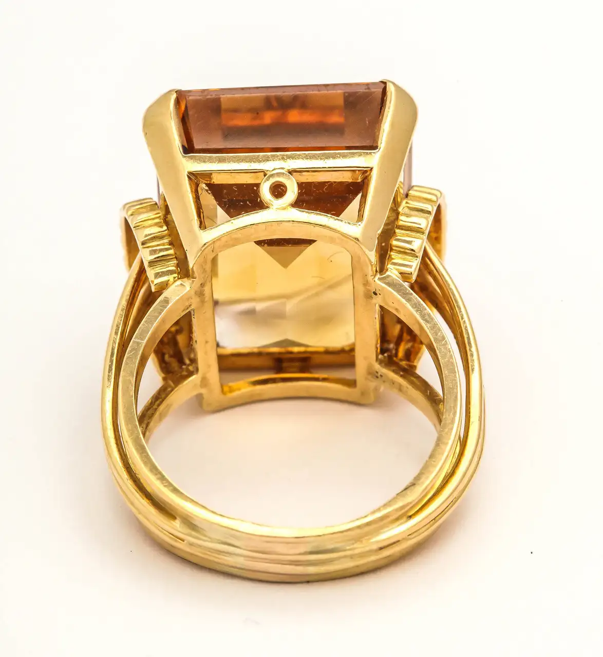 English-Retro-Citrine-18k-Gold-Cocktail-Ring-1950s-7.webp