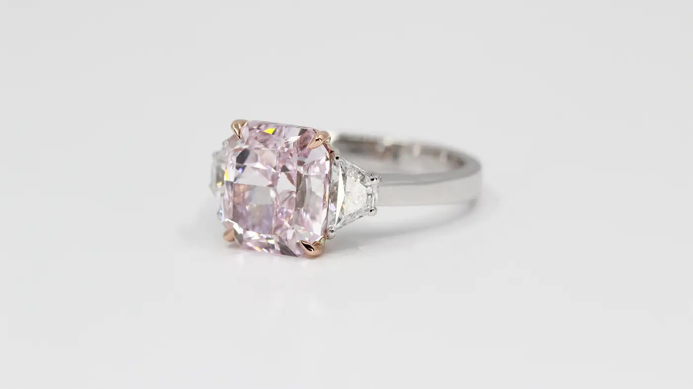 Fancy-Purplish-Pink-Internally-Flawless-Diamond-Ring-GIA-Certified-4.24-Carat-10.webp
