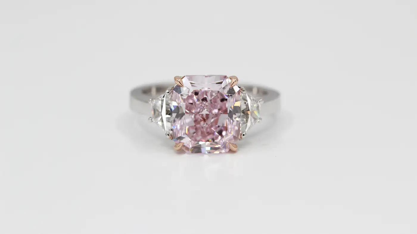 Fancy-Purplish-Pink-Internally-Flawless-Diamond-Ring-GIA-Certified-4.24-Carat-3.webp