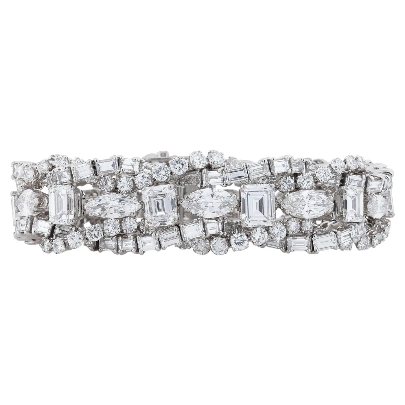 French-Diamond-Bracelet-55.00-Carat-1.webp