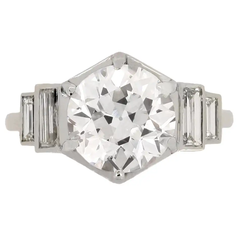 French-Solitaire-Diamond-Engagement-Ring-with-Diamond-Set-Shoulders-1.webp