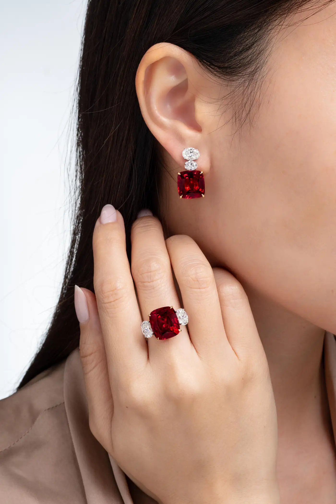 Gubelin-Certified-21.50-Carat-No-Heat-Burmese-Spinel-Earrings-2.webp