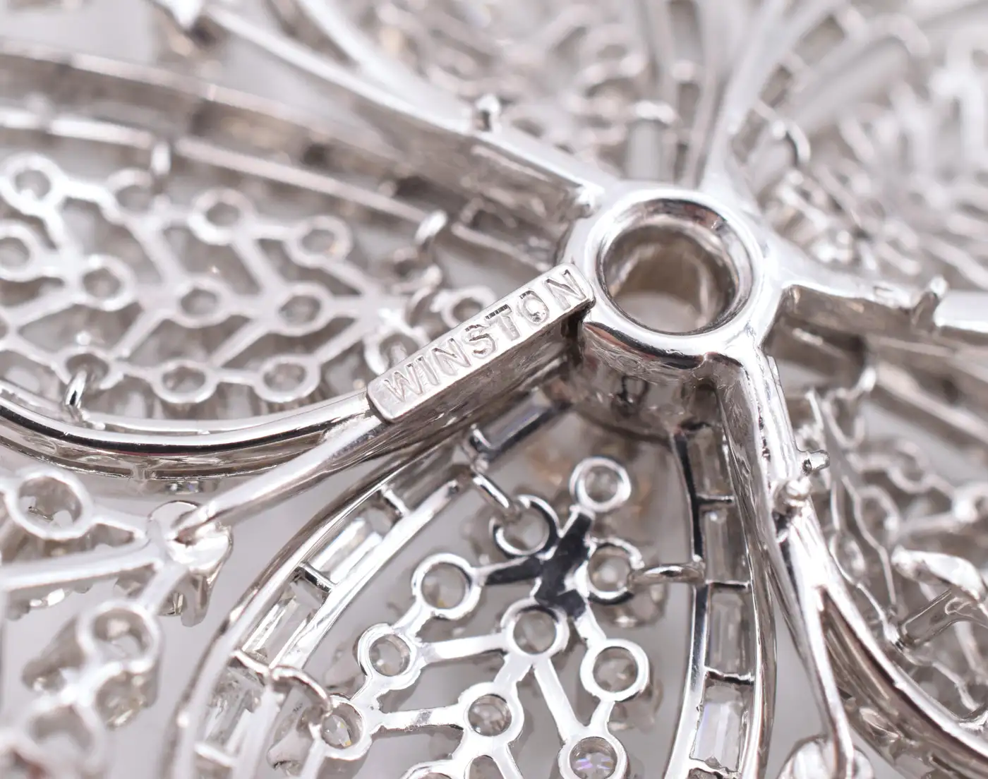 Harry-Winston-Diamond-Brooch-For-Sale-4.webp